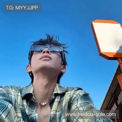 嵇嵘琚